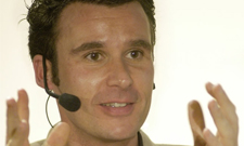 Achim Heck ist Experte für Sporternährung und führt durchs Webinar.