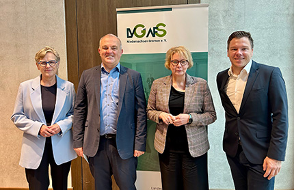 Prof. Dr. med. Dr. phil. Astrid Müller, Thomas Altgelt, Ministerin Daniela Behrens, Prof. Dr. Martin Lange
